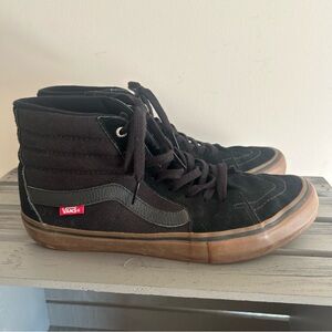 Vans Sk8-Hi Pro Skate Shoe in black and gum Men’s size 10.5